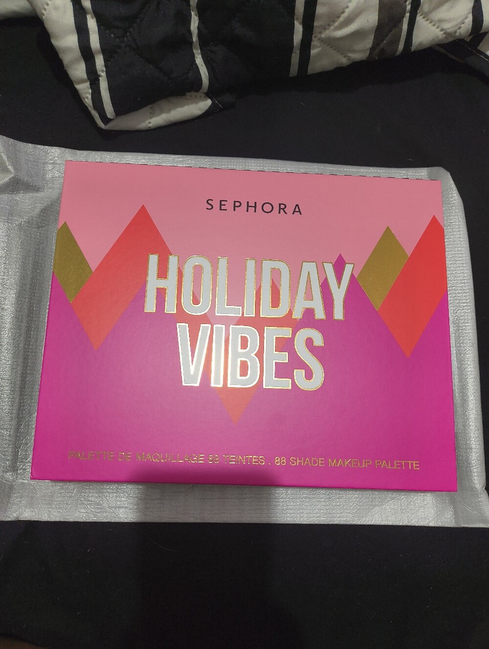New Never Used Sephora Holiday Vibes Pink and Gold Makeup Palette